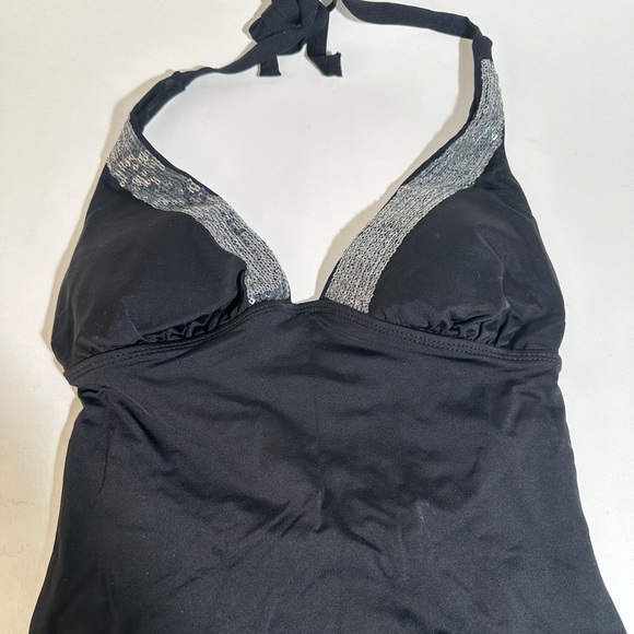 Old  Navy One Piece Swimsuit - Picture 4 of 5